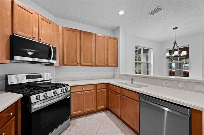 Building Photo - 170 Evergrene Pkwy