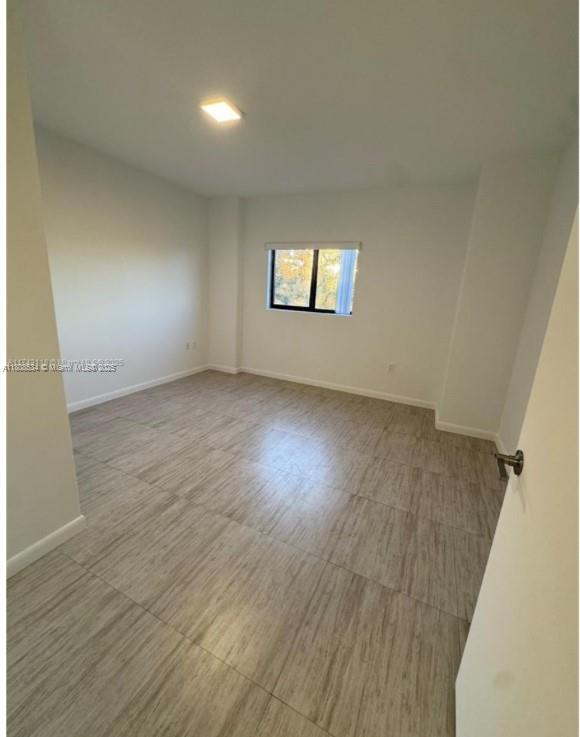 Building Photo - 1801 SW 32nd Ave