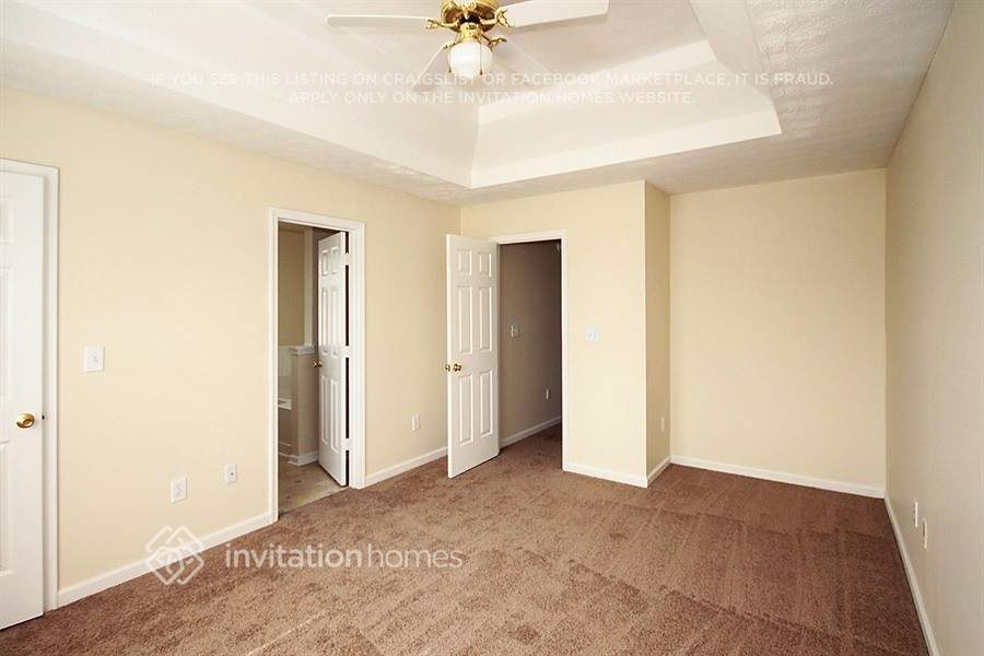 Building Photo - 130 Desota Dr