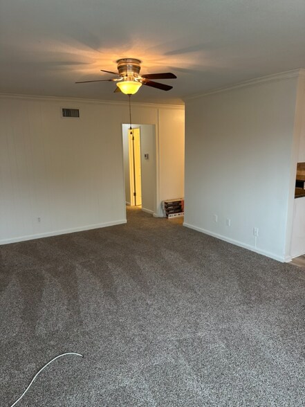 Building Photo - 3111 Mace Ave