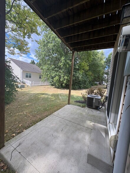 Building Photo - 2793 Acarie Dr