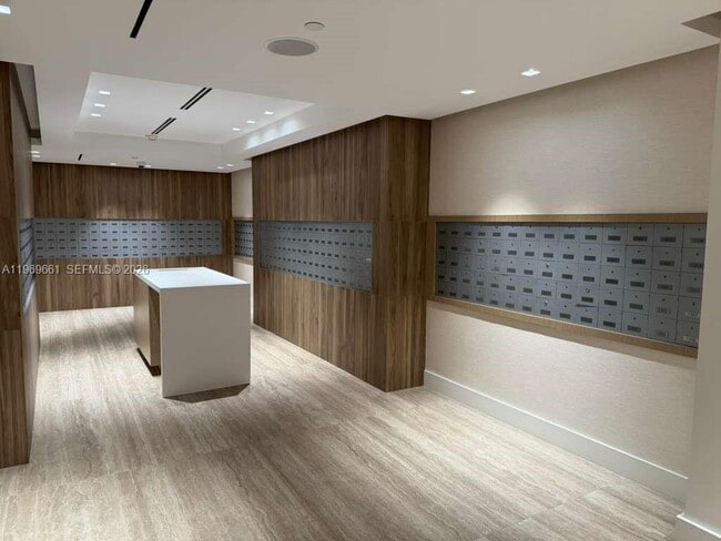 Building Photo - 2301 Collins Ave