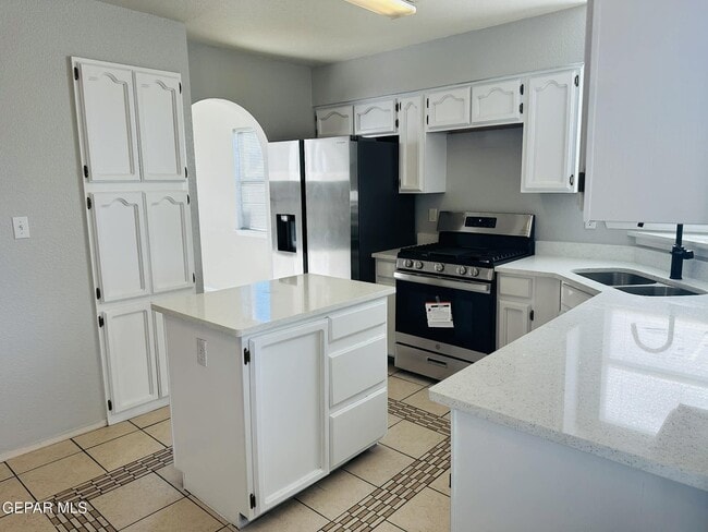 Building Photo - 1449 Sara Danielle Pl