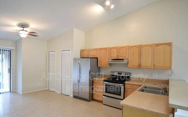 Building Photo - 839 Georgia Ave