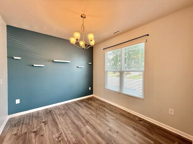 Building Photo - **OFFERING REFUNDABLE APPLICATION FEES & $100 MOVE IN PROMOTION** Modern 3BD, 2.5BA Clayton Townh...