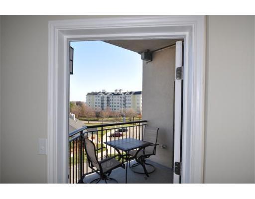 Building Photo - 12 Highpoint Cir