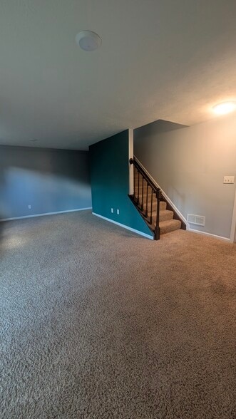 Building Photo - 188 Stillmeadow Dr