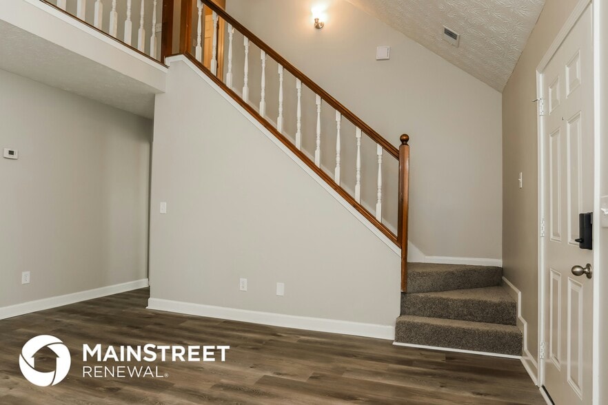 Building Photo - 5222 Oaktree Trail