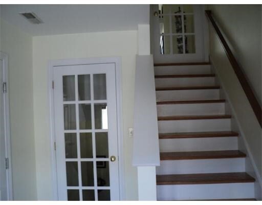 Building Photo - 40 Tisdale Dr