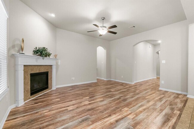 Building Photo - 3534 Woods Estates Dr