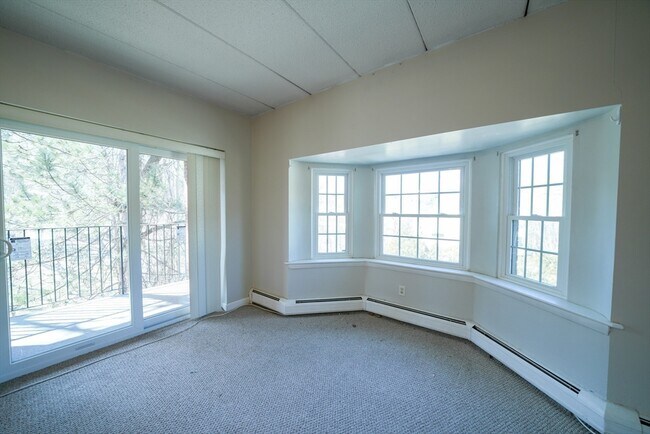 Building Photo - 16 Winter St