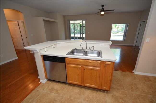Building Photo - 36 Reidsville Dr