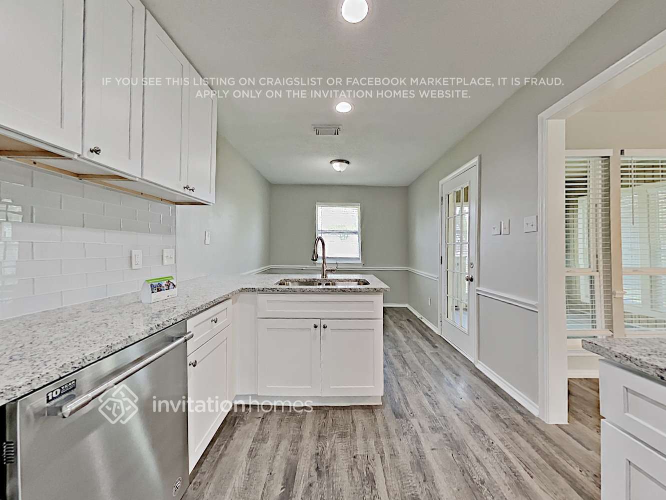 Building Photo - 22 Alamosa Dr