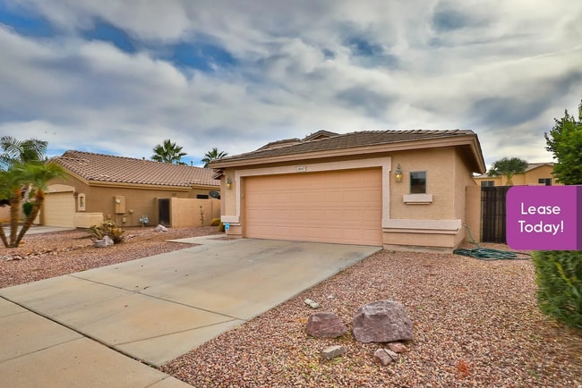 Building Photo - Coming Soon: Beautiful 3BR/2BA Home with Open Floor Plan