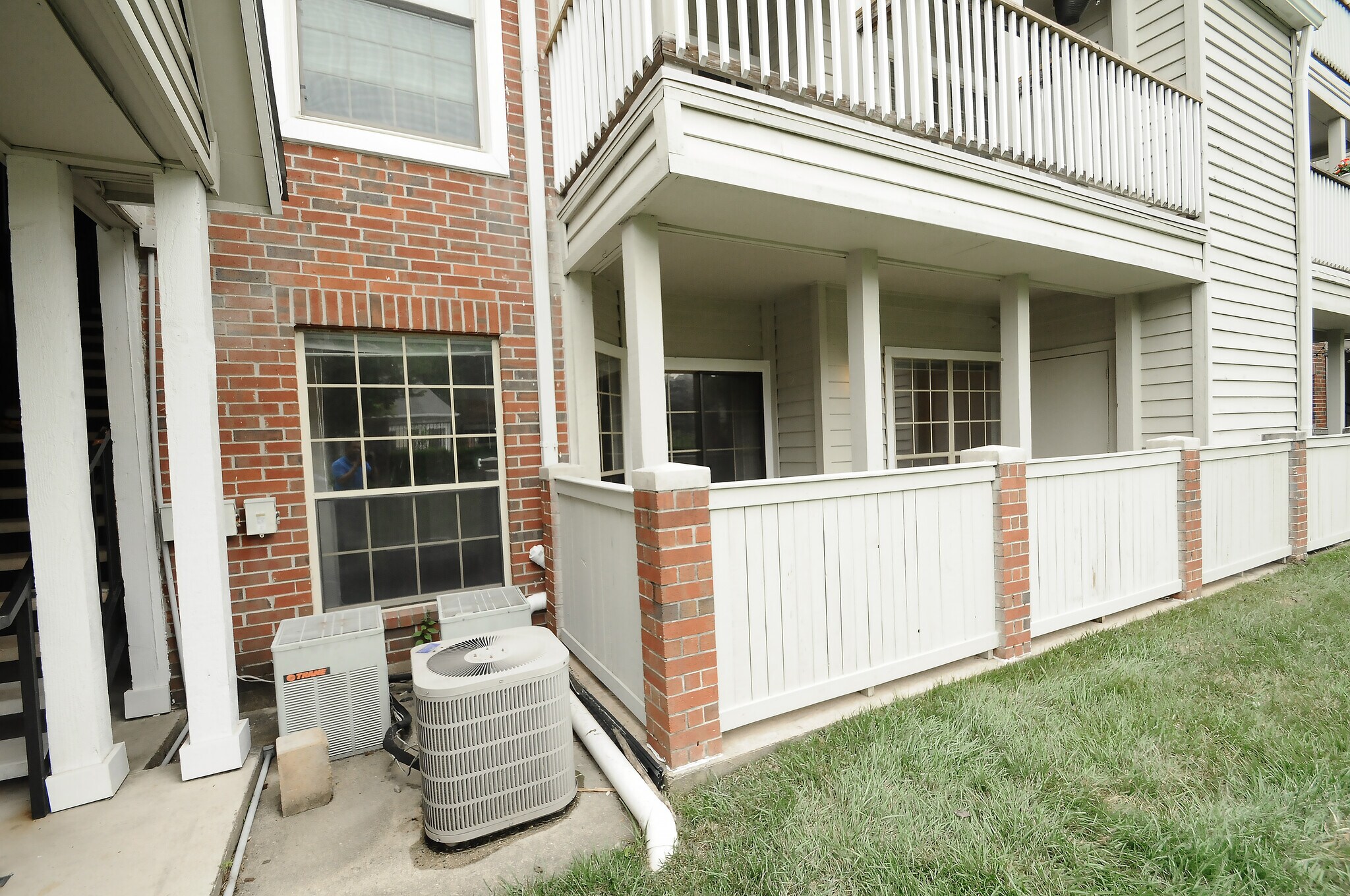 Building Photo - 3903 Penderview Dr