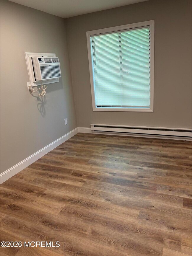 Building Photo - 204 Covered Bridge Blvd