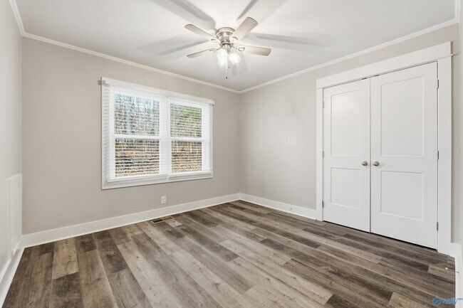 Building Photo - 1409 Blevins Gap Rd SE