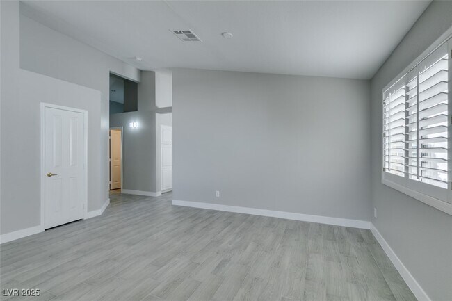 Building Photo - 2744 Summerchase Ln