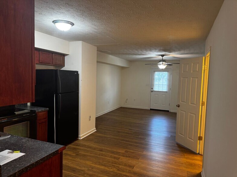 Building Photo - 115 Corvette View Ct