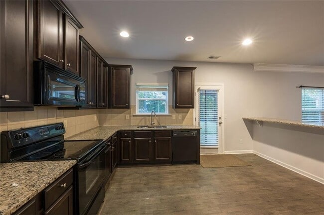 Building Photo - 840 Whisperwood Trail