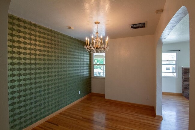 Building Photo - Spacious Custom Redding Home with Characte...