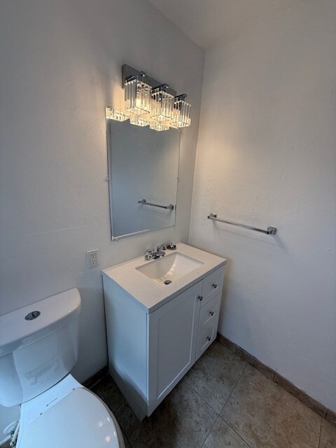 Building Photo - 1020 N 18th Ct