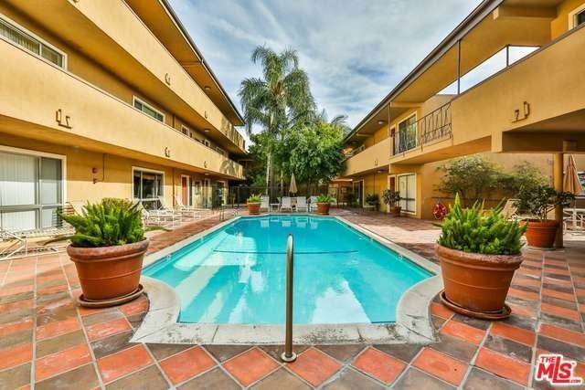 Building Photo - 970 Palm Avenue