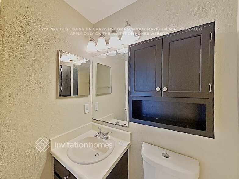 Building Photo - 1567 Naples Cir