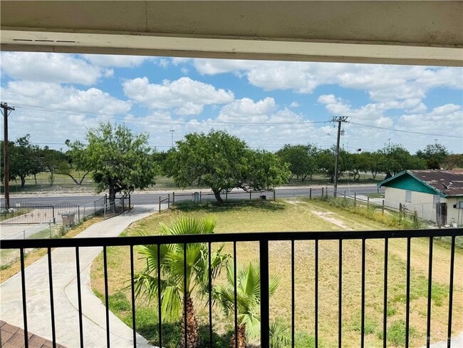 Building Photo - 1213 S Veterans Blvd