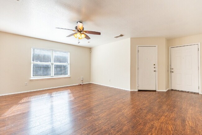 Building Photo - 2518 Paddle Creek