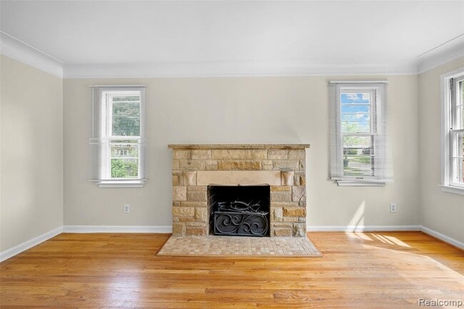 Building Photo - 1121 N Lafayette St