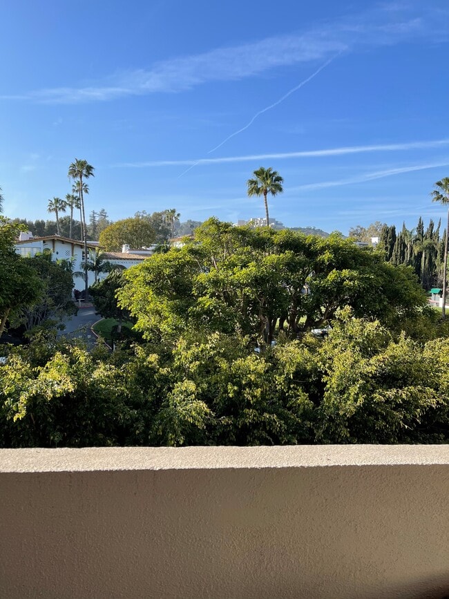 Building Photo - 11750 W Sunset Blvd