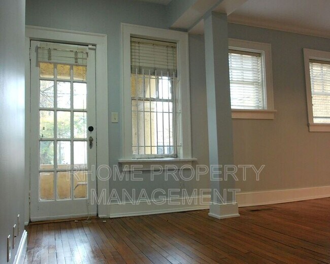 Building Photo - 2855 Peachtree Rd NE