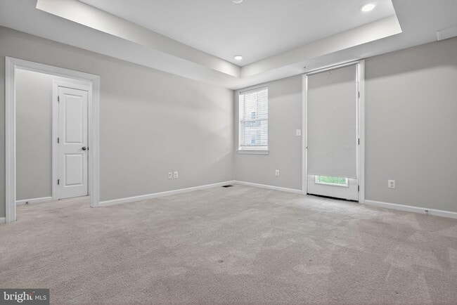 Building Photo - 14937 River Walk Way