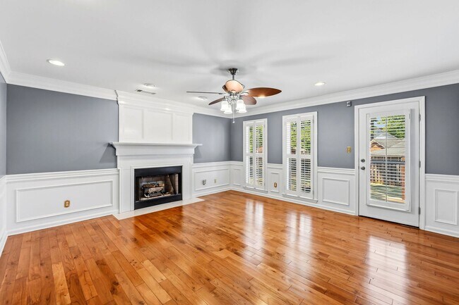 Building Photo - 299 Ashbrook Dr