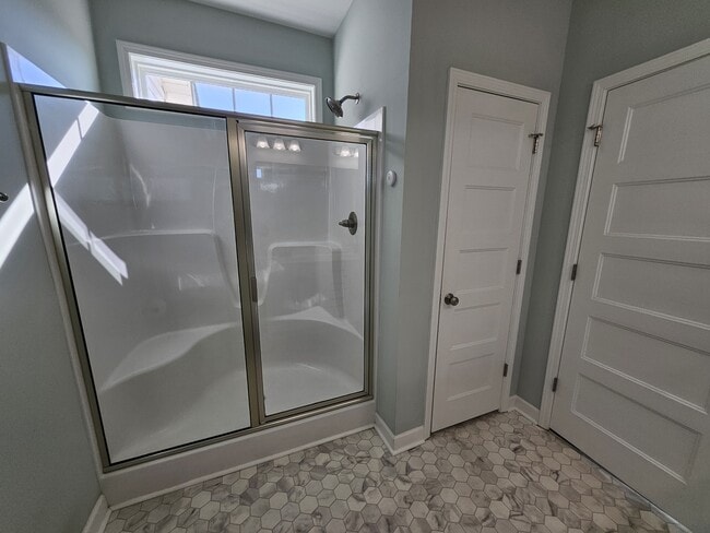 Building Photo - 202 Mutton Dr