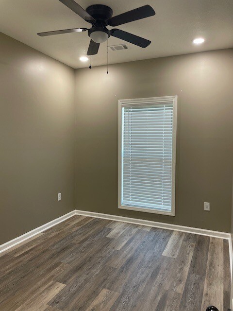 Building Photo - 2619 Grand Ln