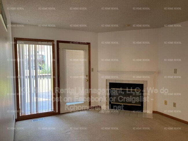 Building Photo - 8002 NW 79th Pl