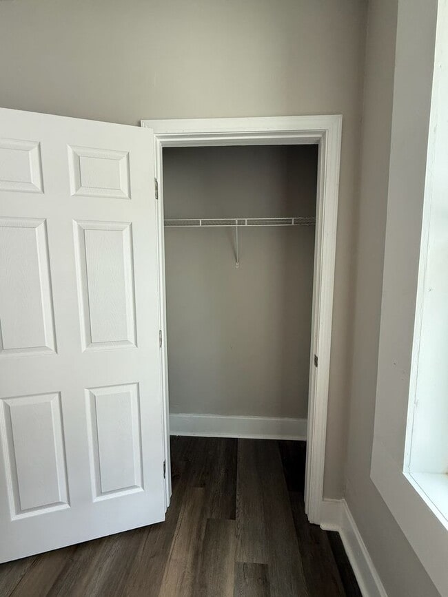 Building Photo - 4 Poplar St