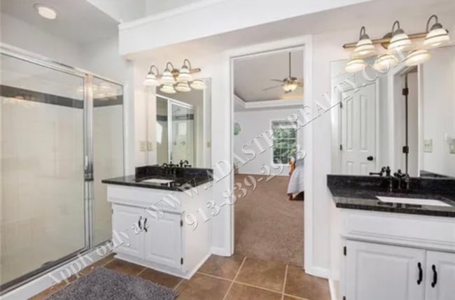 Building Photo - Classic Two Story 5 Bed 2.5 Bath Home in Blue Valley-Coming SOON!!