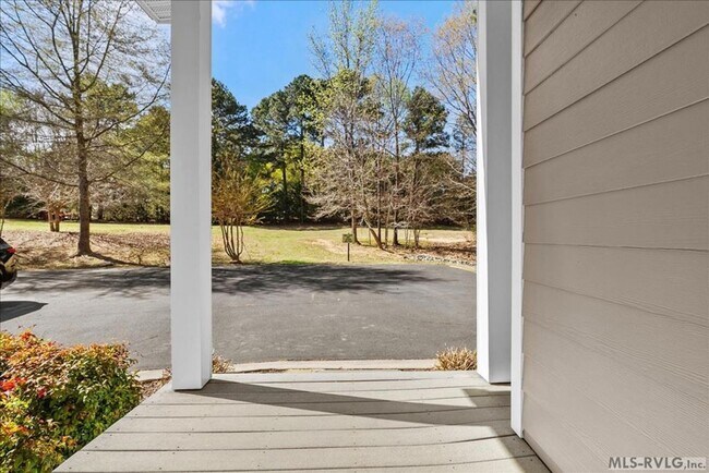Building Photo - 164 Sandy Cove Dr