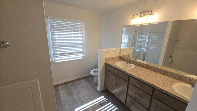 Building Photo - 8398 SW 138th Pl