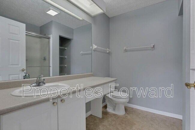 Building Photo - 2623 Landings Way