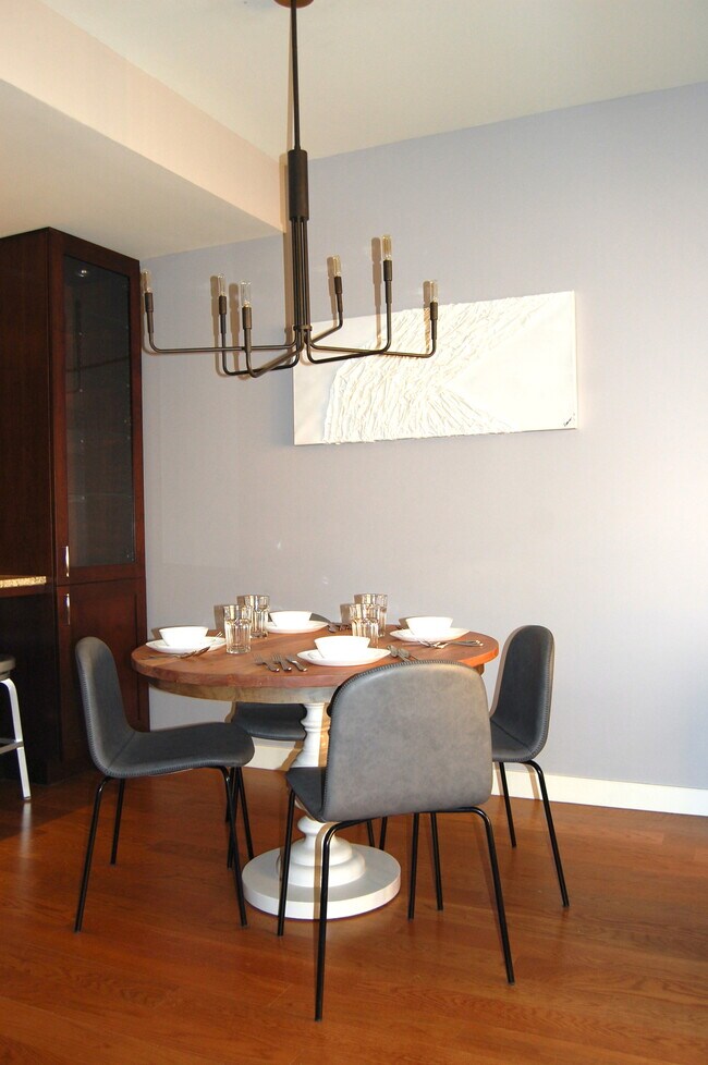 Building Photo - 55 W S Temple