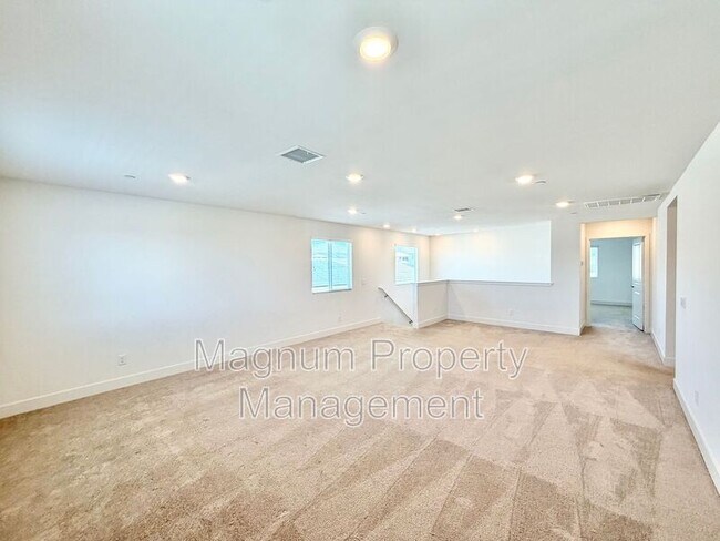 Building Photo - 34390 Coconut Cir