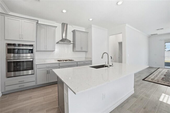 Building Photo - 11534 72nd Pl E