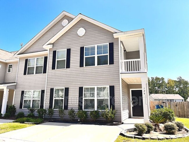 Building Photo - 129 Spencer Cir