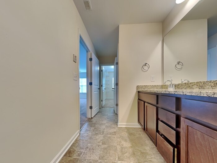 Building Photo - 231 Jimmy Love Ln