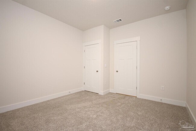 Building Photo - 5875 Sargassum Ln