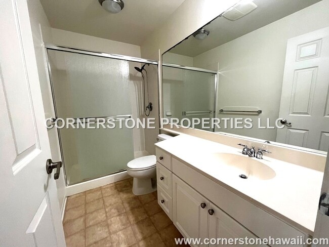 Building Photo - 92-1123-1123 Panana St